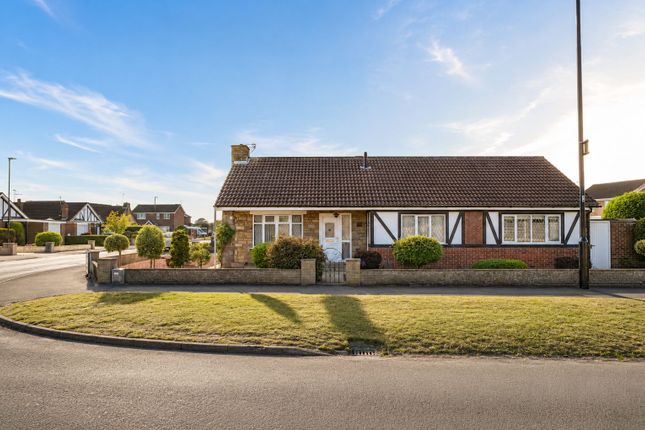 3-bed detached on 2, Barley Rise, York, £390,000