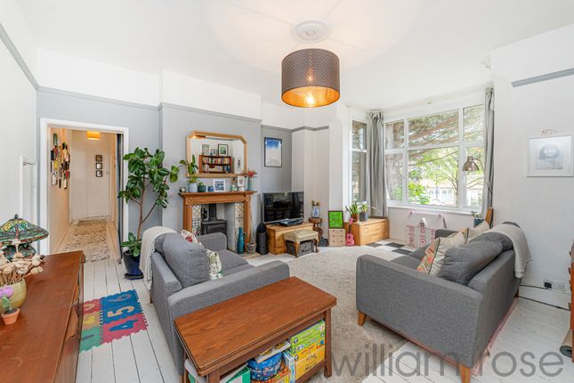 Flat for sale in Montalt Road, Woodford Green