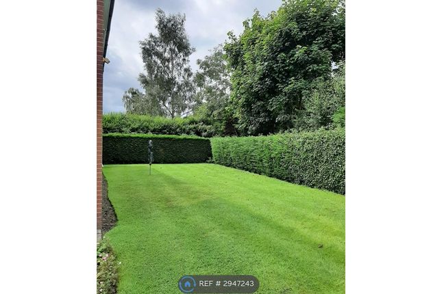 Ravenoak Road, Cheadle Hulme, Cheadle photo 4