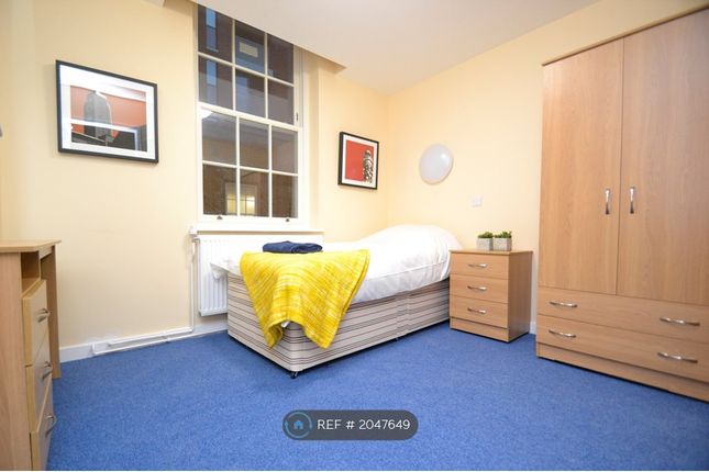 Thumbnail Room to rent in Foley Street, London