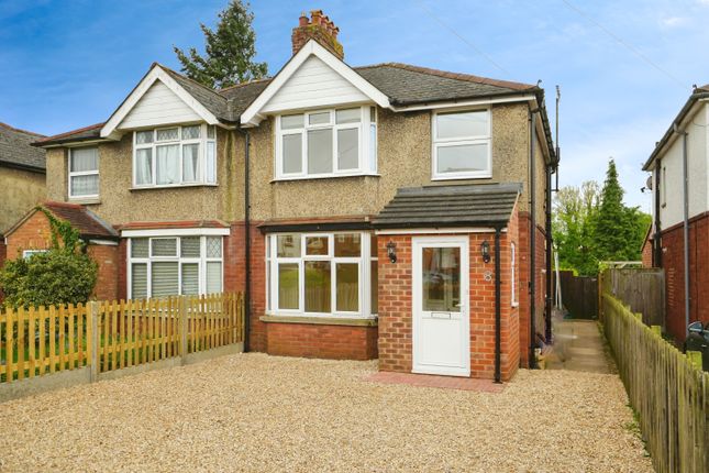 Thumbnail Bungalow for sale in Long Lane, Oxford, Oxfordshire