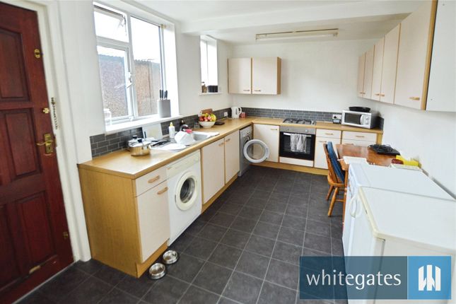 25, Firth Grove, Leeds photo 4