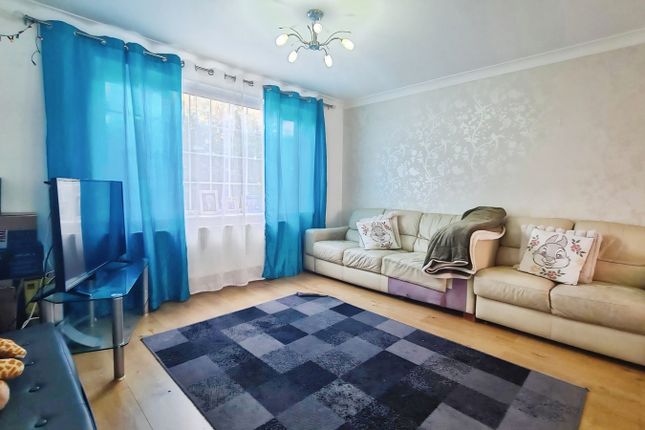 153, Beech Lane, Reading photo 2