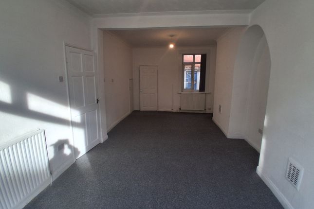 18 Langley Avenue, Stockton-on-tees, Thornaby, TS17 7DA, Stockton-on-tees photo 3