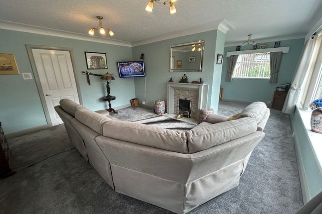 7, Bryn Teg Drive, Colwyn Bay photo 4