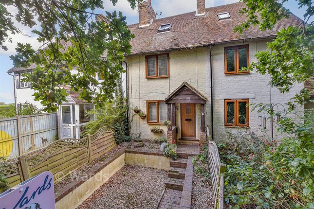 Four Oaks Cottages, Bysing Wood Road, Faversham photo 2