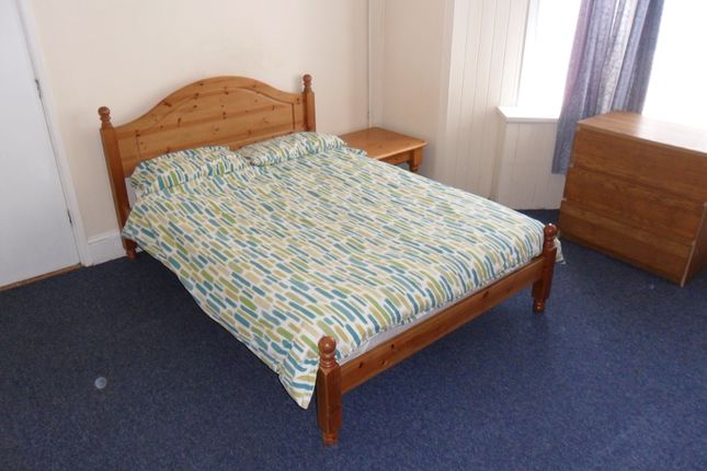Shared accommodation to rent in 12 Brynymor Road, Swansea