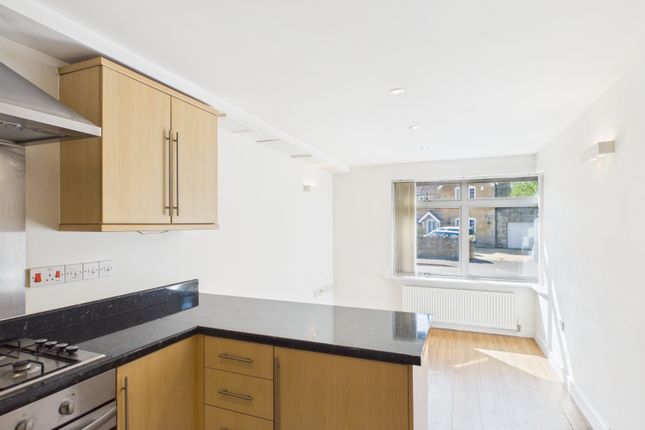 Flat 9, Manhattan, Preston Road, Yeovil photo 3
