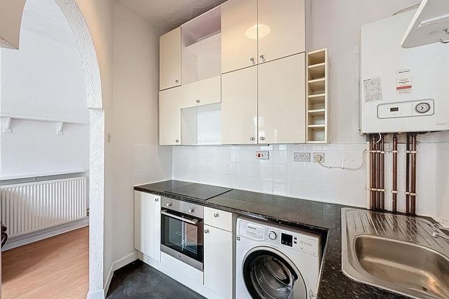 Flat 1, 84 Claude Road, Cardiff photo 3