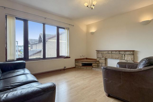 10, Eemins Place, Bishopmill photo 4