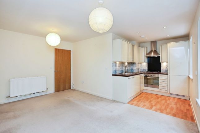 Flat 2, 3, Parsons Place, Kent photo 4