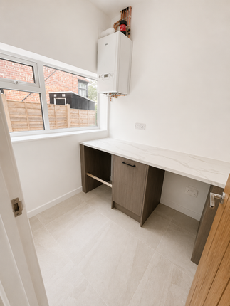 33, Folly Lane, Swinton photo 5