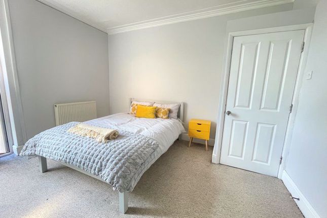 Thumbnail Room to rent in Rm 2, All Saints Road, Peterborough
