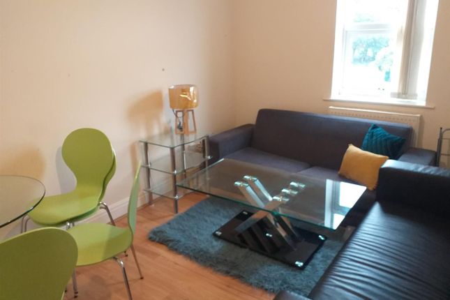 Thumbnail Flat to rent in Hyde Park Road, Hyde Park, Leeds