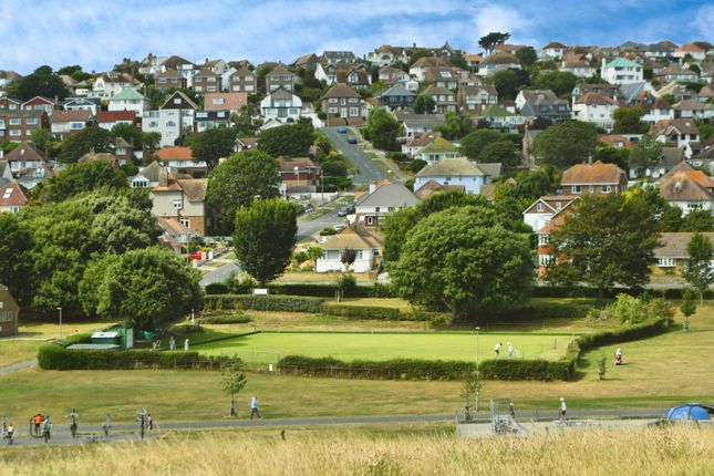 52, Arundel Drive East, Brighton photo 4