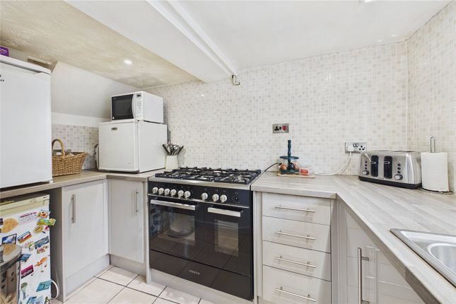2, Victoria Road, Devon photo 4