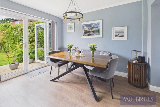 4, Falmouth Avenue, Trafford photo 4