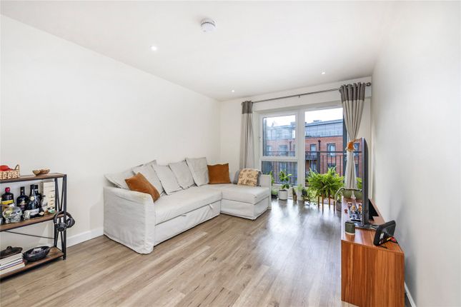 Flat for sale in Capri House, 1 Beaufort Square, London
