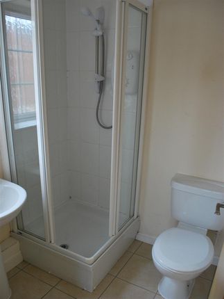 Flat 32, Coventry photo 5