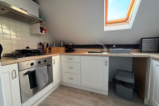 Flat 7, The Old Launderette, Coleford photo 4