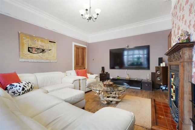 40, Swinburne Road, Darlington photo 4
