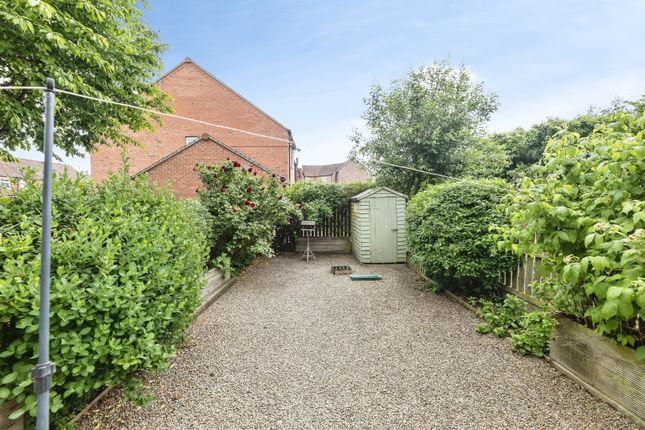 14, Larch Way, Selby photo 4