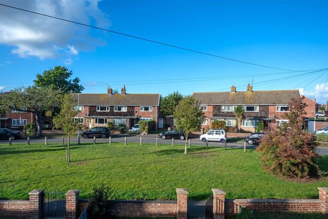 Emmanuel Avenue, Great Yarmouth photo 2