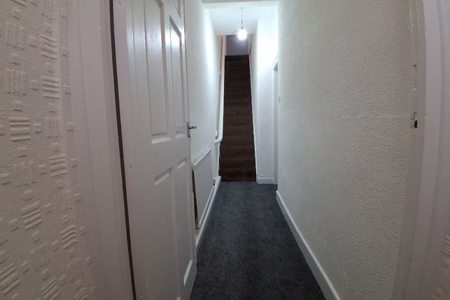 6 Sharp Street, Sharp Street, Burnley, BB10, Burnley photo 3
