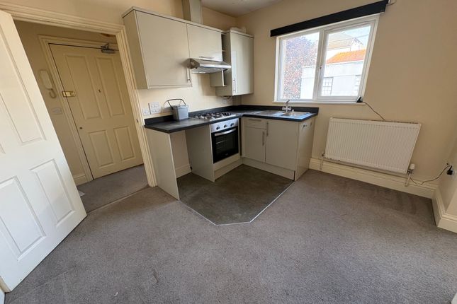 Flat 3 15, Lennox Street, Bognor Regis photo 2