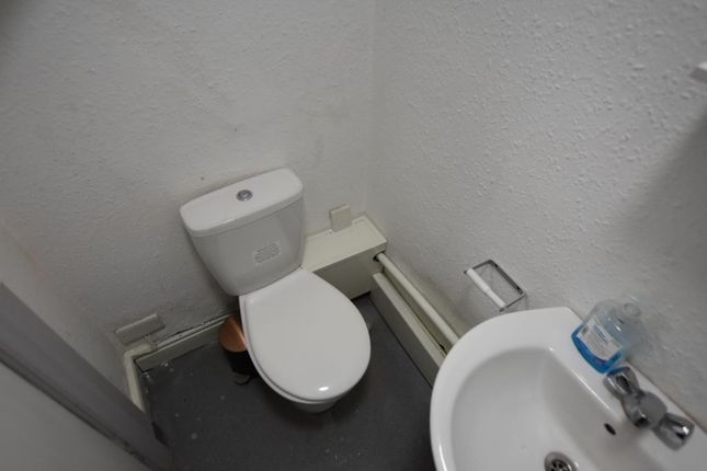Flat 2 32, Percival Road, Nottingham photo 3