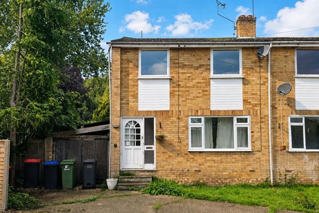 3-bed semi-detached on 15, Park Vale Close, Halstead, £200,000