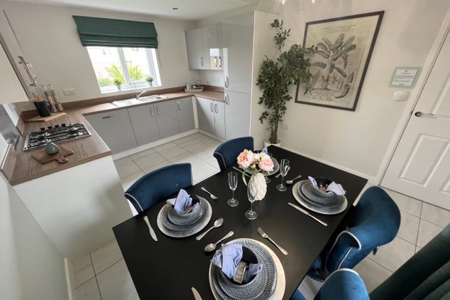 4, Lawson Road, Chesterfield photo 2
