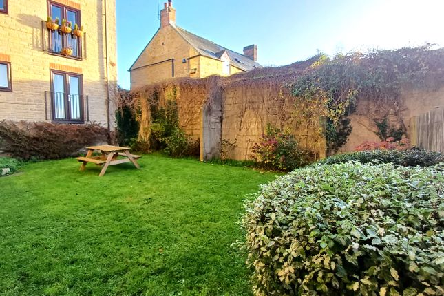 23, Mill View, West Street, Chipping Norton photo 4
