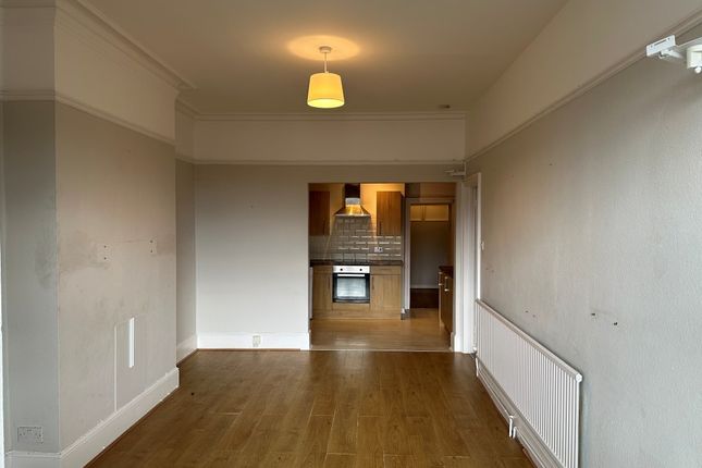 Flat 2, 61 Cantelupe Road, Bexhill-on-Sea photo 5