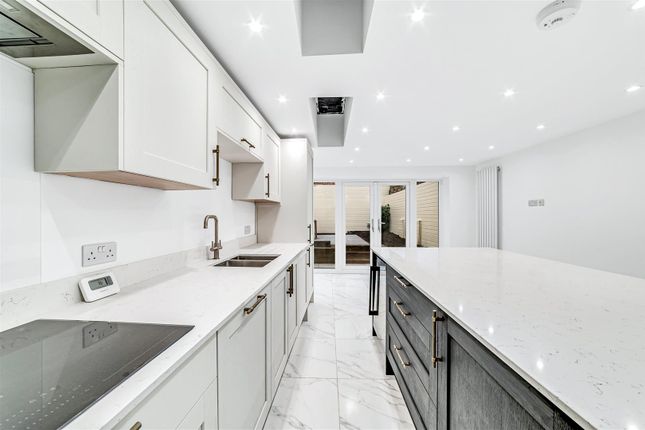 3, 3, Grove Road, London photo 3