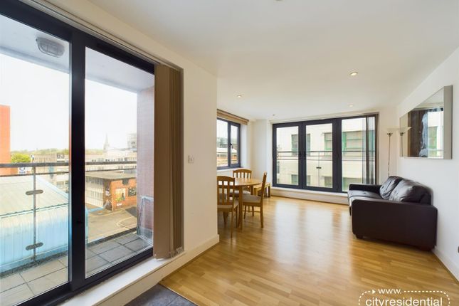 Flat for sale in The Atrium, London Road, Liverpool
