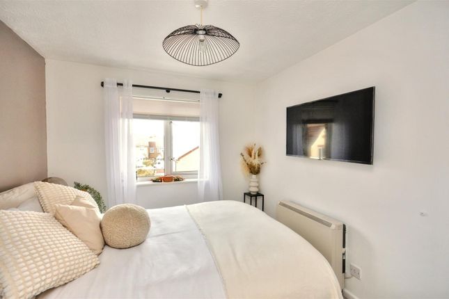 9, Pebble House, Broad Oak Close, Eastbourne photo 4