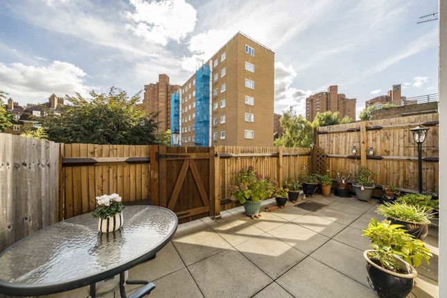 3-bed maisonette on 27, Ann Lane, London, £700,000
