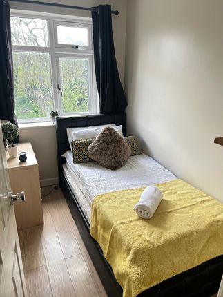 Thumbnail Room to rent in Hinckley Road, Leicester