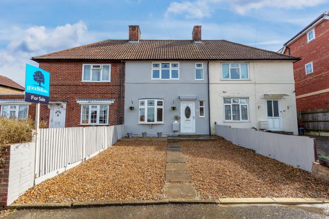 Thumbnail Terraced house for sale in Central Road, Morden