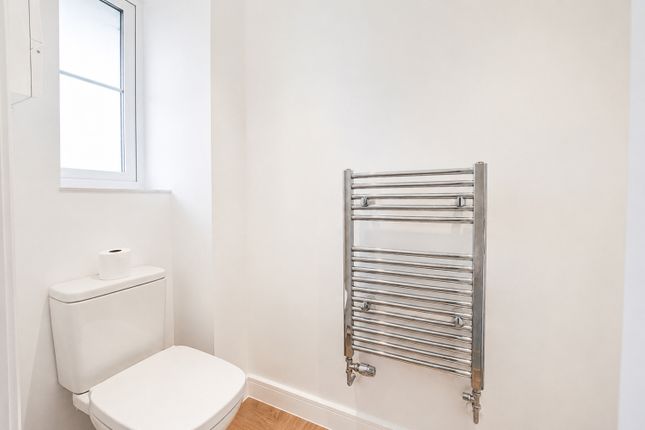 9, Richards Street Raunds, Wellingborough photo 4