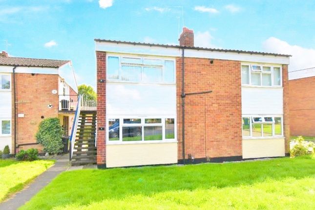 Thumbnail Maisonette to rent in Slade Close, West Bromwich