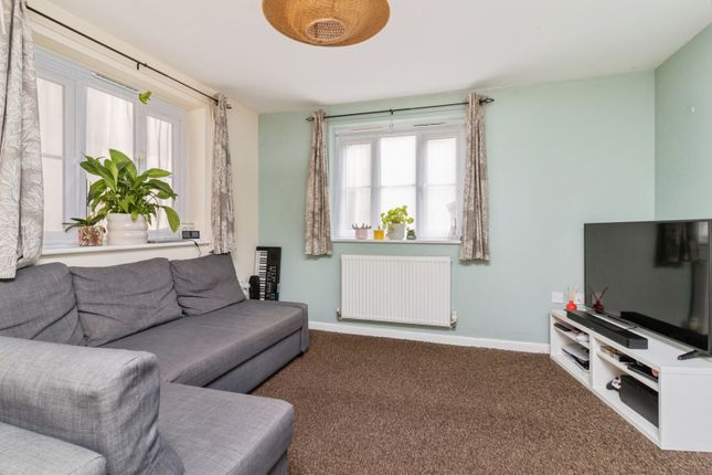 15, Morlaix Close, Devon photo 4