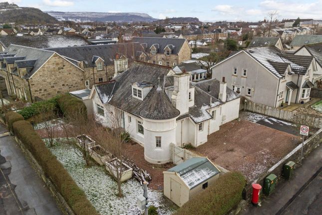 Thumbnail Detached house for sale in Causewayhead Road, Stirling