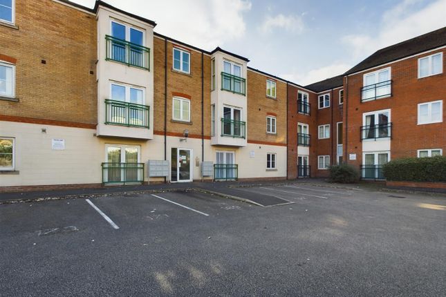 1-bed flat on 187, Riverside Drive, Lincoln, £90,000