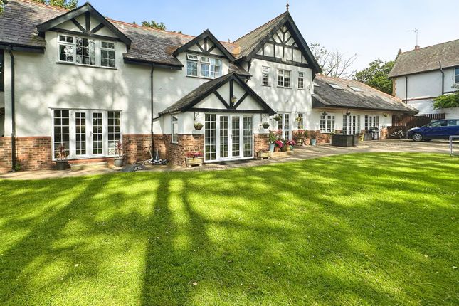 5-bed house on Tan Y Bryn House, Ffordd Y Berth, Abergele, £625,000