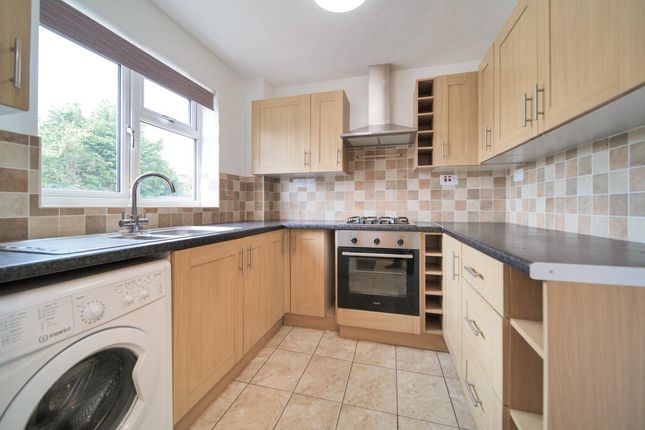 12, Spencer Close, Melksham photo 4
