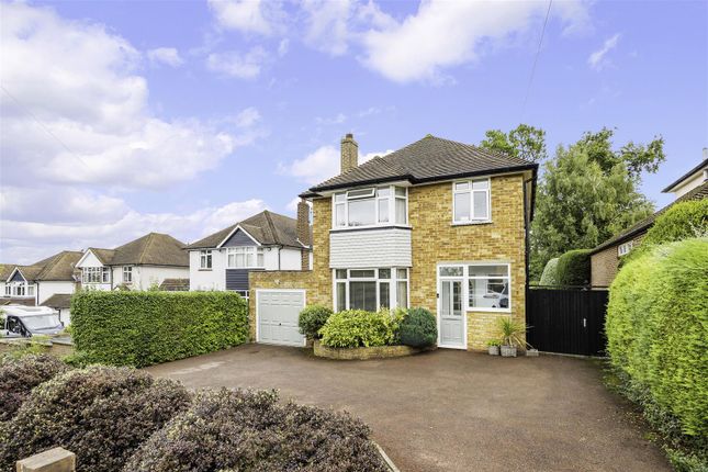 Thumbnail Detached house to rent in North View Crescent, Epsom