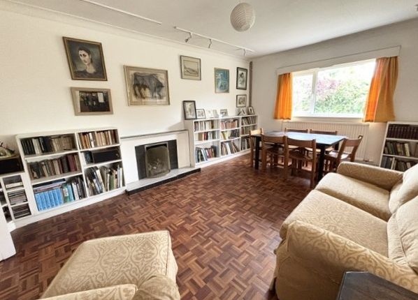 80 West Street, Selsey photo 4