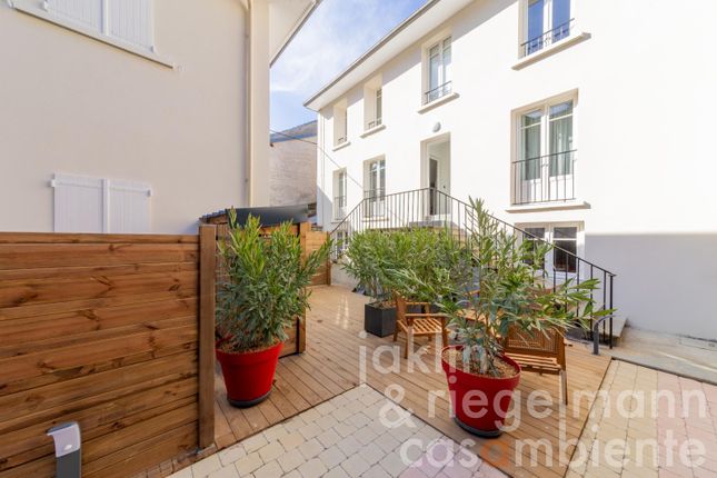 Thumbnail Apartment for sale in France, Occitania, Haute-Garonne, Bagnères-De-Luchon